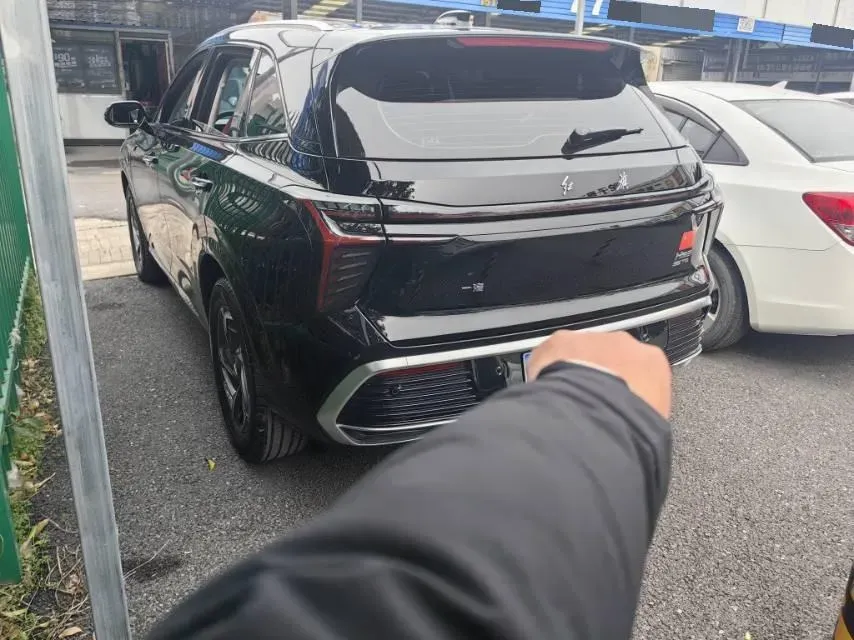 2023 HongQi HS3 1.5T 169HP L4 7DCT,autocango,china used car exporter,china ev exporter,chinese used car exporter,chinese used ev exporter