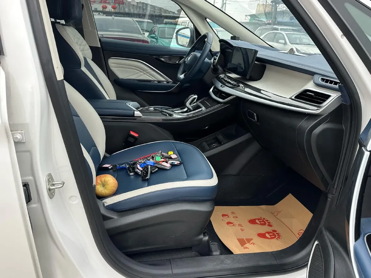 2022 Foton Grand General G7 2.0T 238HP L4 8AT,autocango,china used car exporter,china ev exporter,chinese used car exporter,chinese used ev exporter