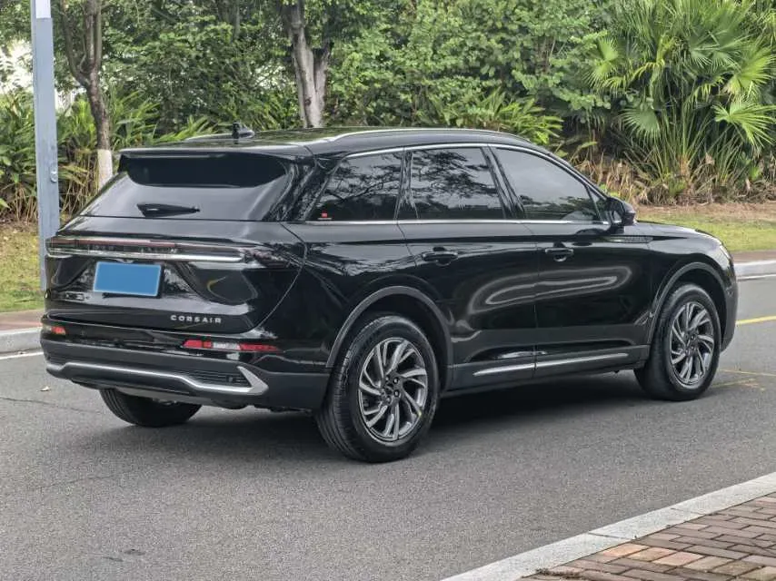 2023 Lincoln Corsair 2.0T 261HP L4 8AT,autocango,china used car exporter,china ev exporter,chinese used car exporter,chinese used ev exporter