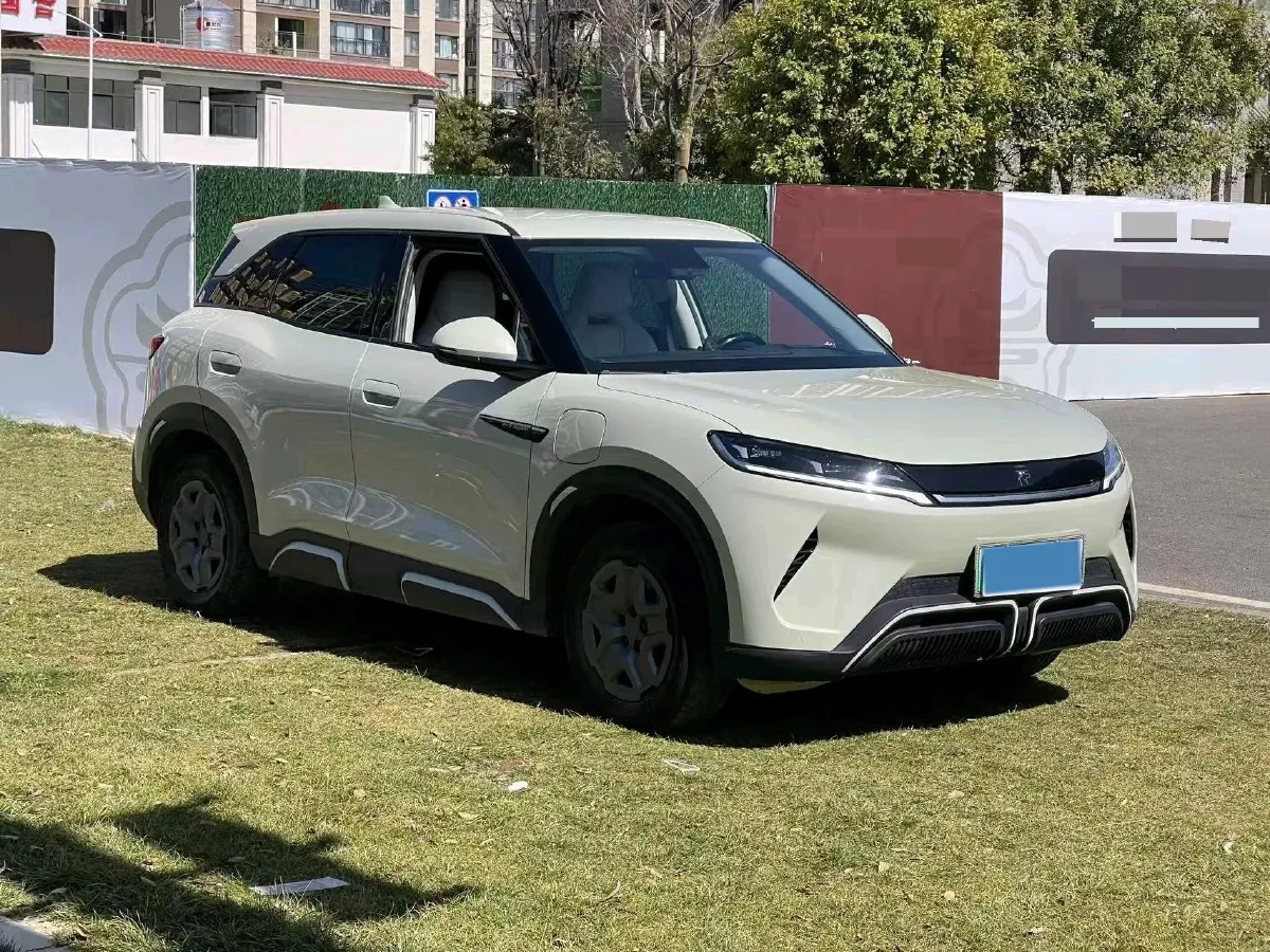 2024 BYD YuanUP BEV 45.12KWH,autocango,china used car exporter,china ev exporter,chinese used car exporter,chinese used ev exporter