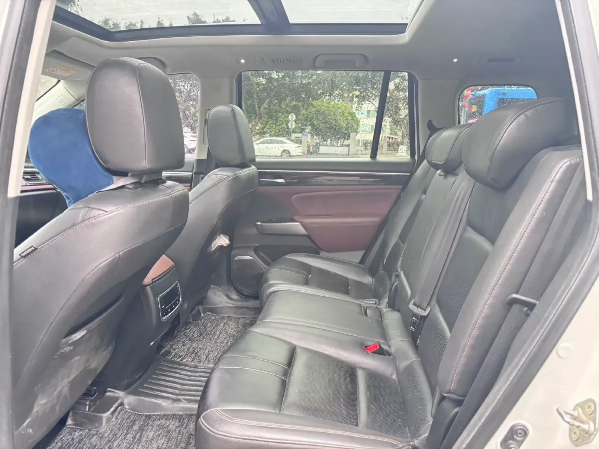 2019 GAC Trumpchi GS8 2.0T 252HP L4 6AT,autocango,china used car exporter,china ev exporter,chinese used car exporter,chinese used ev exporter