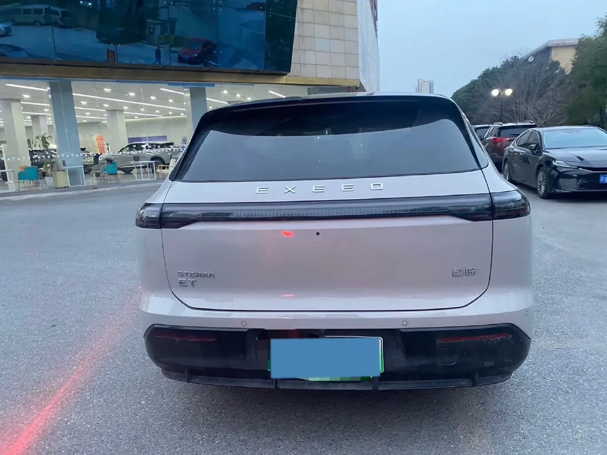 2025 Exceed Sterra ET REEV 156HP REEV,autocango,china used car exporter,china ev exporter,chinese used car exporter,chinese used ev exporter
