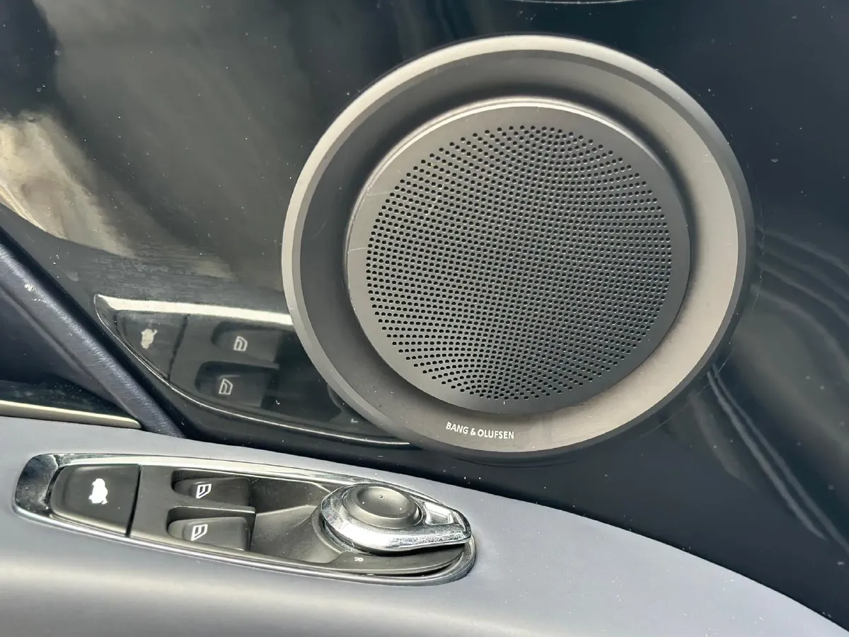 2019 Aston Martin DB11 4.0T 510HP V8 8AT,autocango,china used car exporter,china ev exporter,chinese used car exporter,chinese used ev exporter