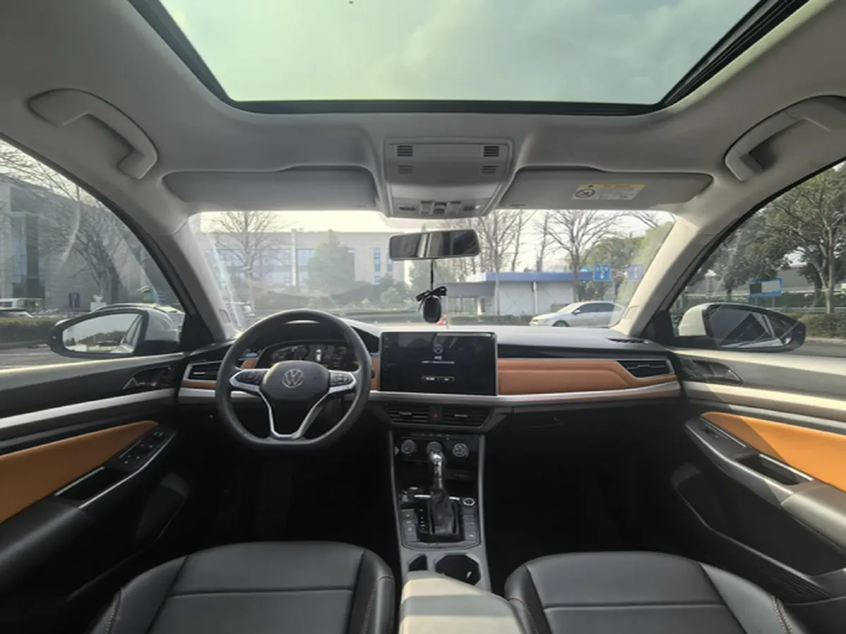 2023 Volkswagen Bora 1.2T 116HP L4 7DCT,autocango,china used car exporter,china ev exporter,chinese used car exporter,chinese used ev exporter