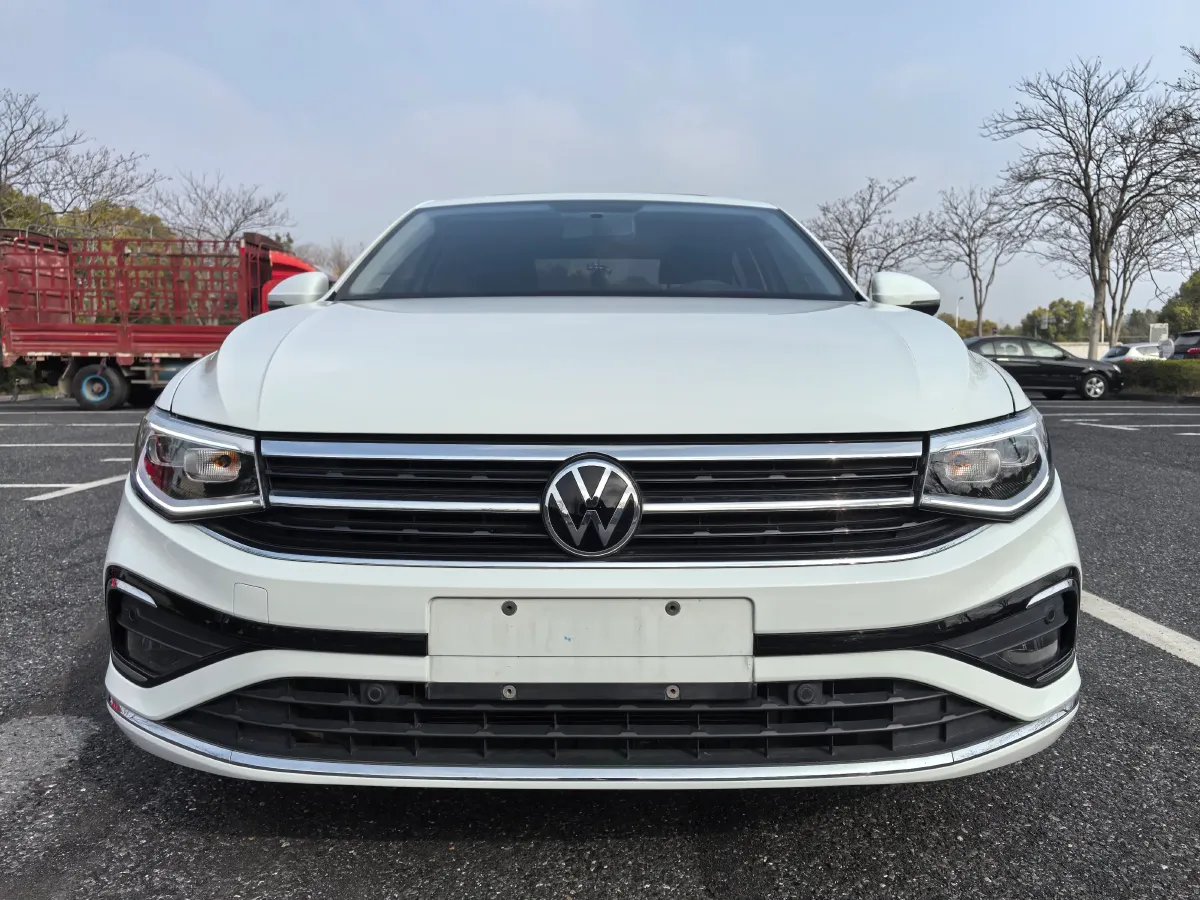 2023 Volkswagen Bora 1.2T 116HP L4 7DCT,autocango,china used car exporter,china ev exporter,chinese used car exporter,chinese used ev exporter