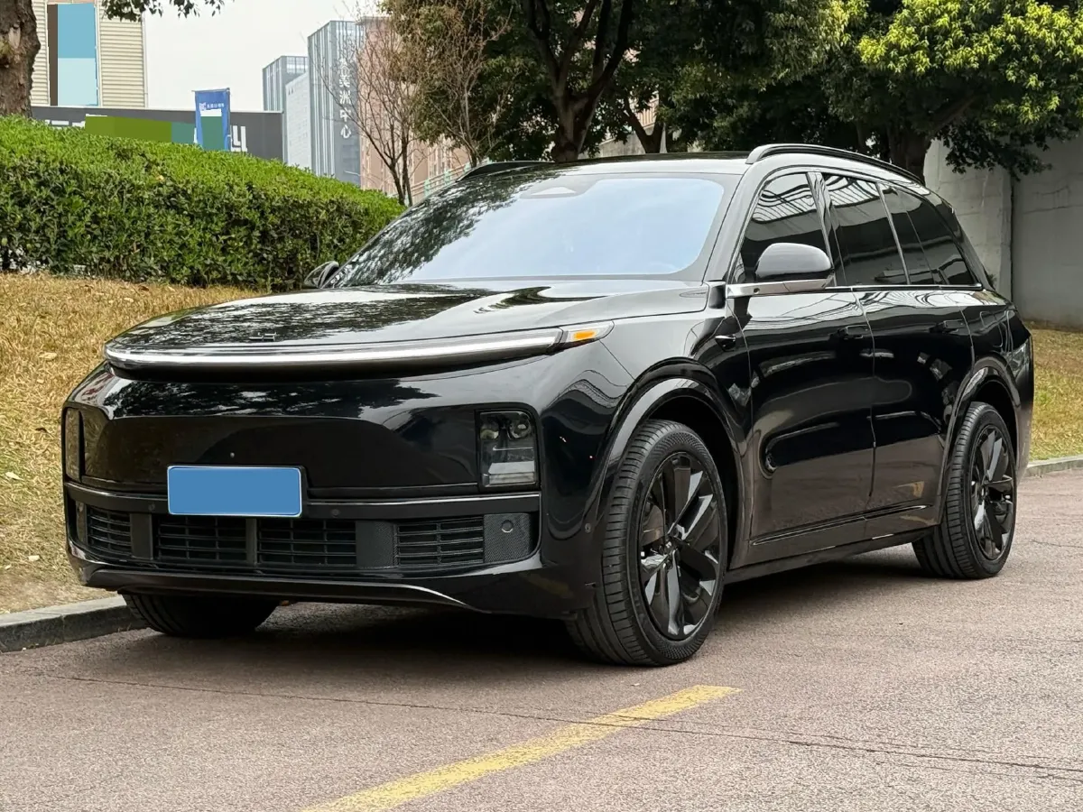 2023 Li L8 Range Extended 154HP REEV 40.9KWH,autocango,china used car exporter,china ev exporter,chinese used car exporter,chinese used ev exporter