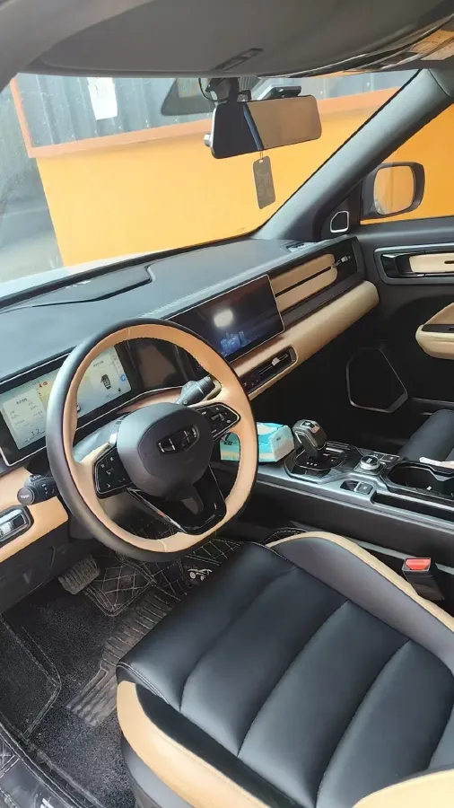 2023 Geely ICON 1.5T 181HP L4 7DCT,autocango,china used car exporter,china ev exporter,chinese used car exporter,chinese used ev exporter