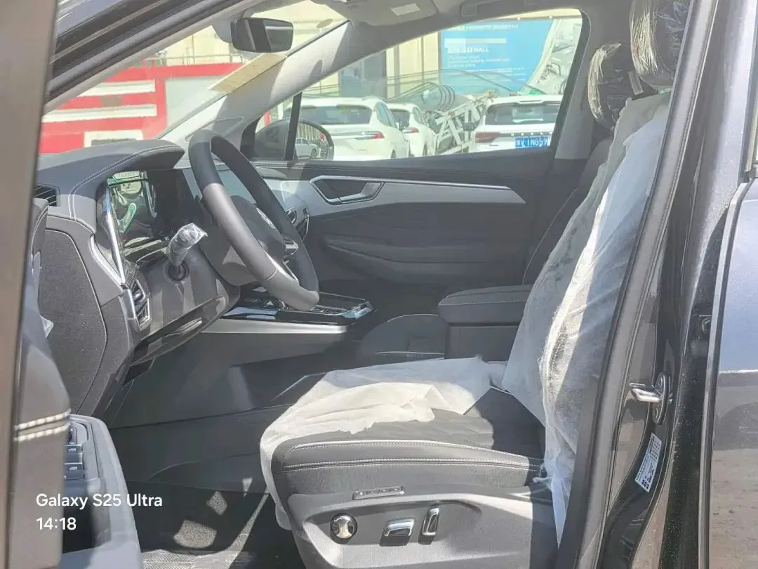 2023 Volkswagen Talagon 2.0T 220HP L4 7DCT,autocango,china used car exporter,china ev exporter,chinese used car exporter,chinese used ev exporter