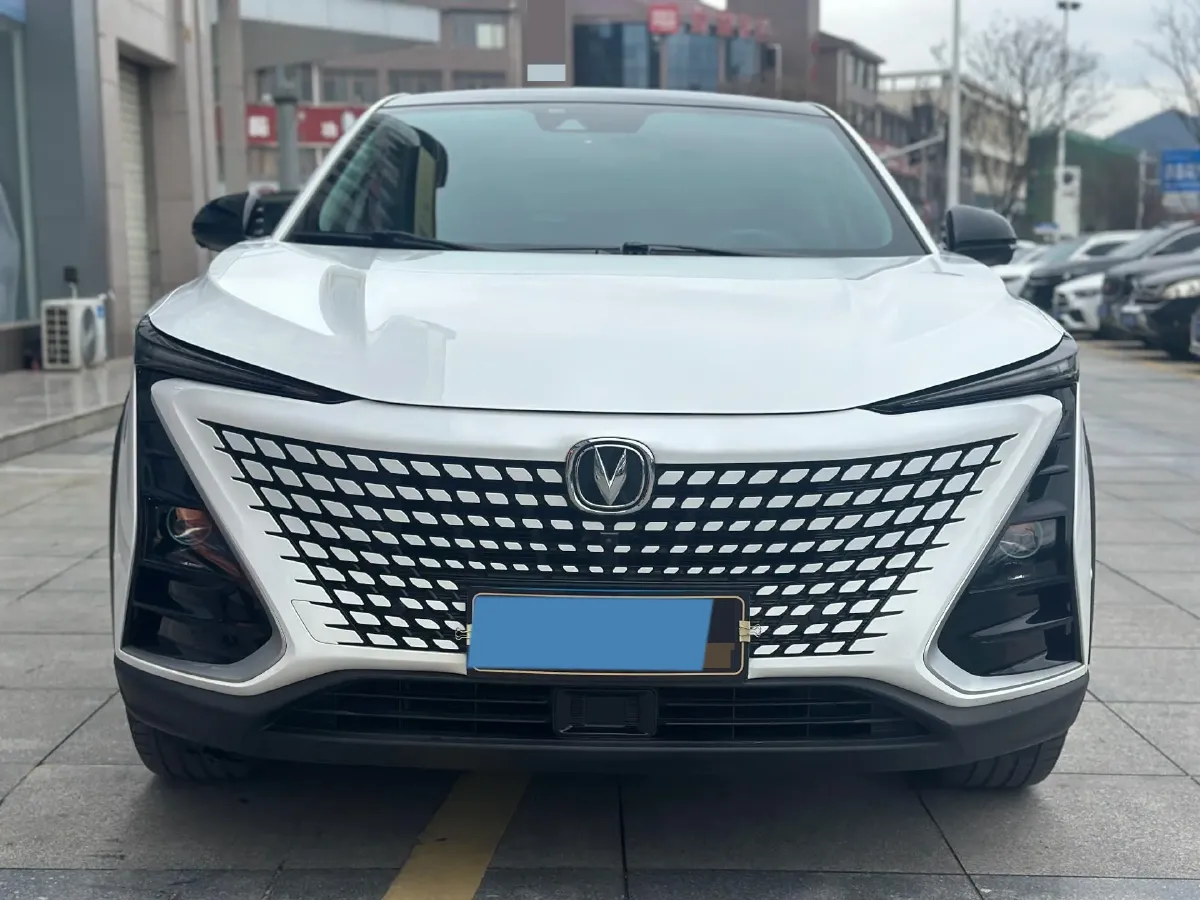 2020 ChangAn UNI-T 1.5T 180HP L4 7DCT,autocango,china used car exporter,china ev exporter,chinese used car exporter,chinese used ev exporter