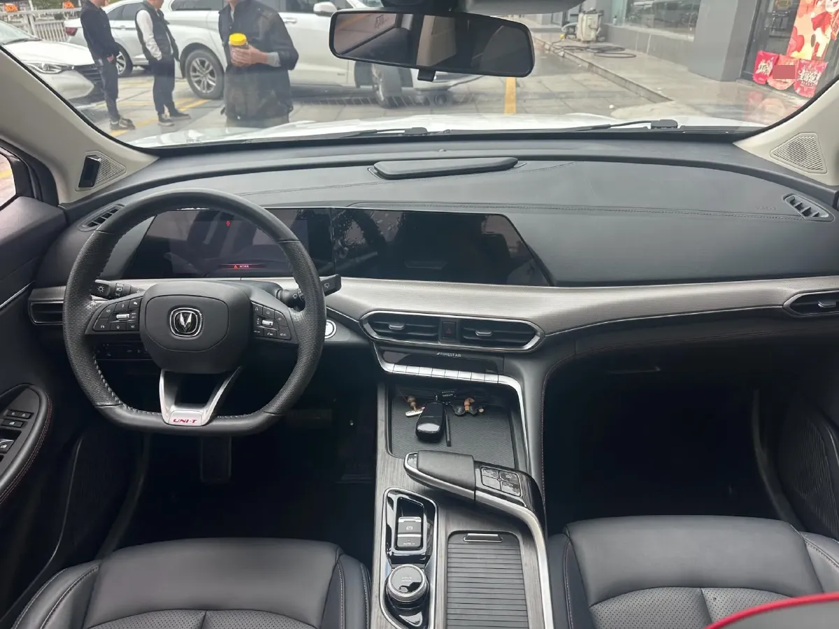 2020 ChangAn UNI-T 1.5T 180HP L4 7DCT,autocango,china used car exporter,china ev exporter,chinese used car exporter,chinese used ev exporter