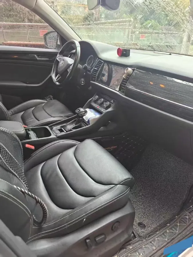 2018 Skoda Kodiak 2.0T 186HP L4 7DCT,autocango,china used car exporter,china ev exporter,chinese used car exporter,chinese used ev exporter