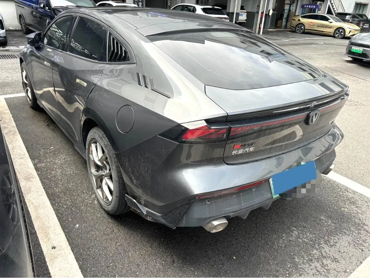 2023 ChangAn UNI-V iDD 1.5T 170HP L4 6TCT PHEV 18.4KWH,autocango,china used car exporter,china ev exporter,chinese used car exporter,chinese used ev exporter