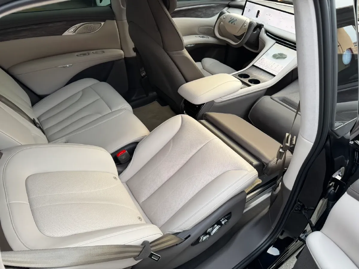 2024 IM LS7 BEV 90KWH,autocango,china used car exporter,china ev exporter,chinese used car exporter,chinese used ev exporter