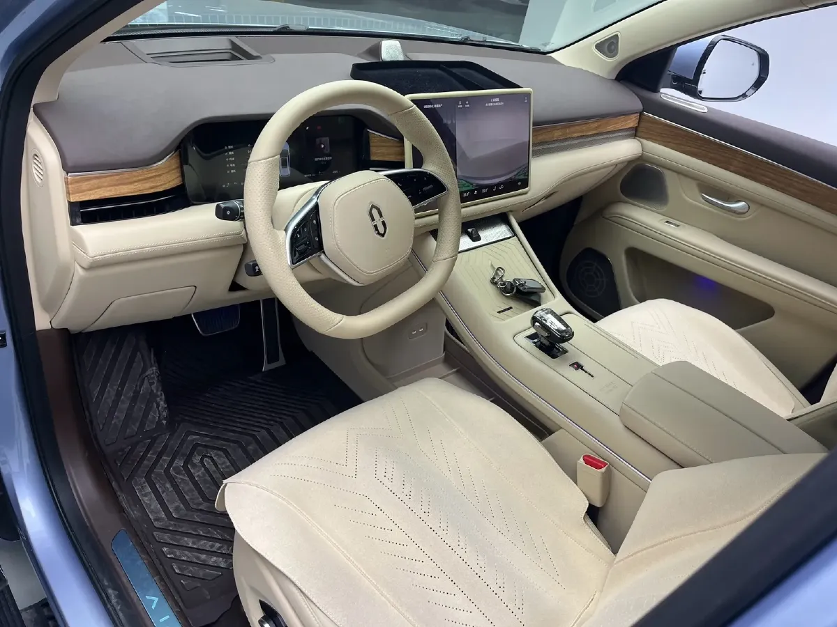 2024 AITO AITO M7 1.5T 152HP L4 REEV 40KWH,autocango,china used car exporter,china ev exporter,chinese used car exporter,chinese used ev exporter