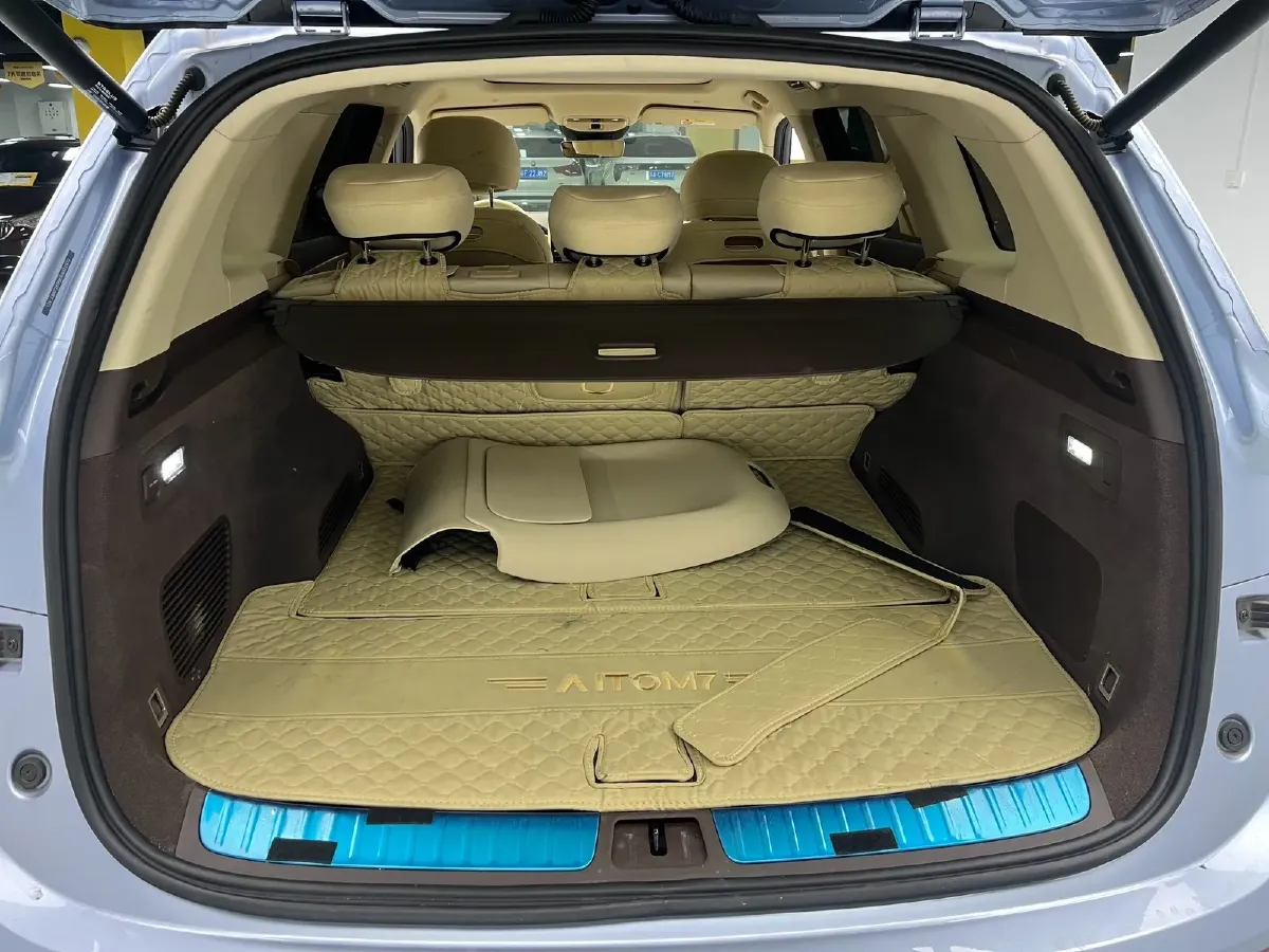 2024 AITO AITO M7 1.5T 152HP L4 REEV 40KWH,autocango,china used car exporter,china ev exporter,chinese used car exporter,chinese used ev exporter