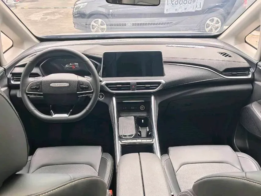 2023 MAXUS G50 1.5T 181HP L4 7DCT,autocango,china used car exporter,china ev exporter,chinese used car exporter,chinese used ev exporter