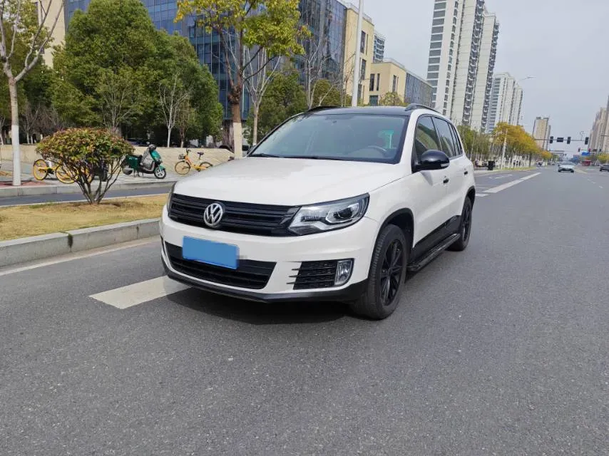 2016 Volkswagen Tiguan 1.8T 160HP L4 6AT,autocango,china used car exporter,china ev exporter,chinese used car exporter,chinese used ev exporter