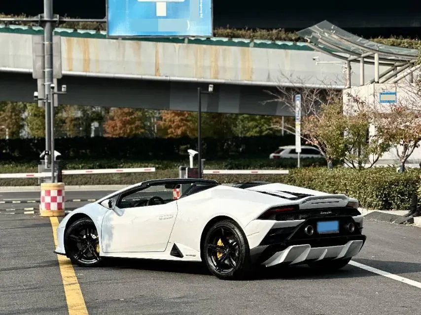 2019 Lamborghini Huracán 5.2L 640HP V10 7DCT,autocango,china used car exporter,china ev exporter,chinese used car exporter,chinese used ev exporter