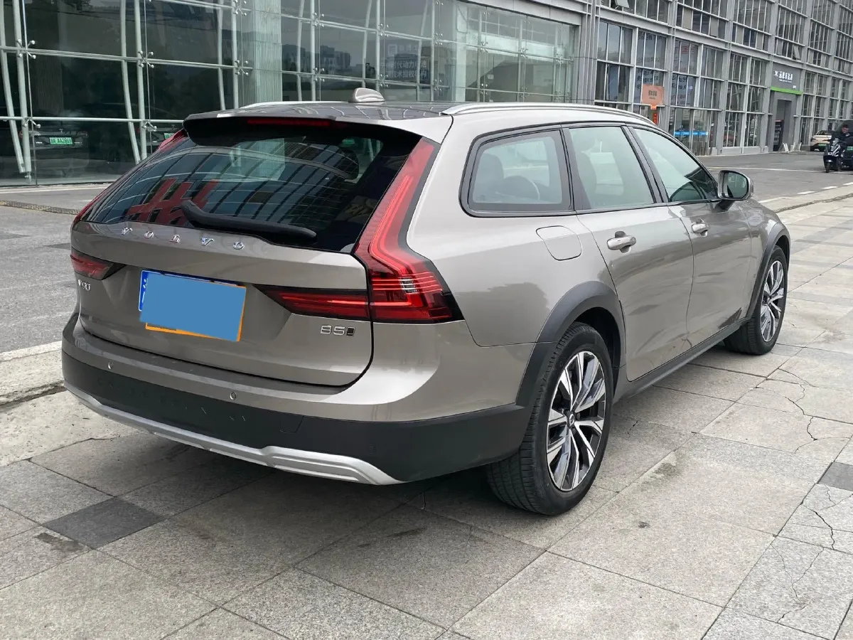 2022 Volvo V90 2.0T 250HP L4 8AT,autocango,china used car exporter,china ev exporter,chinese used car exporter,chinese used ev exporter