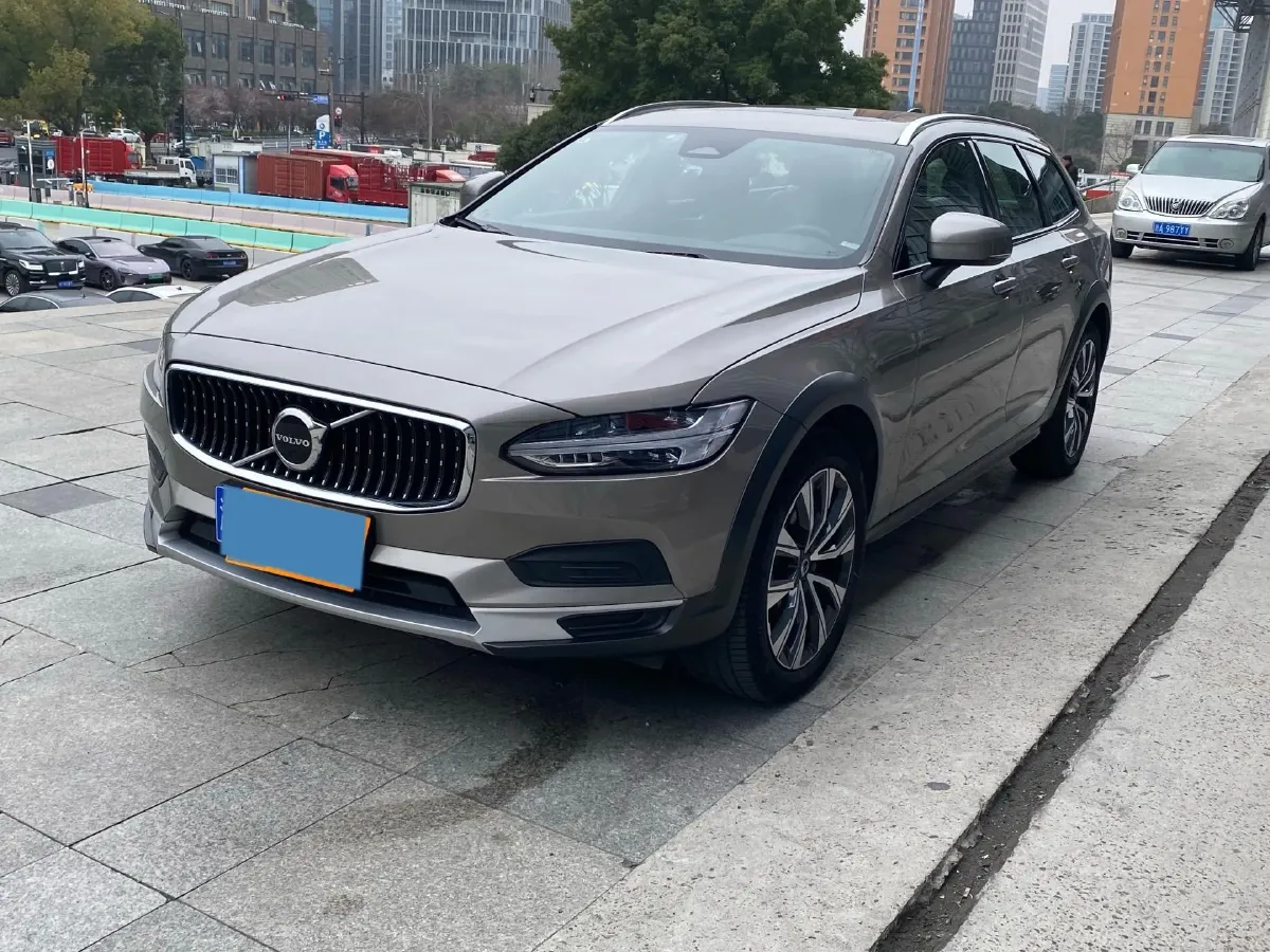 2022 Volvo V90 2.0T 250HP L4 8AT,autocango,china used car exporter,china ev exporter,chinese used car exporter,chinese used ev exporter
