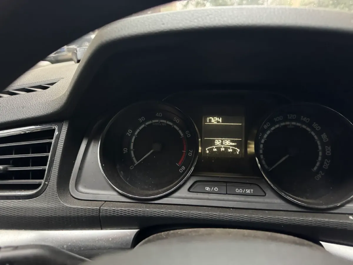 2021 Skoda Kamiq 1.5L 112HP L4 6AT,autocango,china used car exporter,china ev exporter,chinese used car exporter,chinese used ev exporter