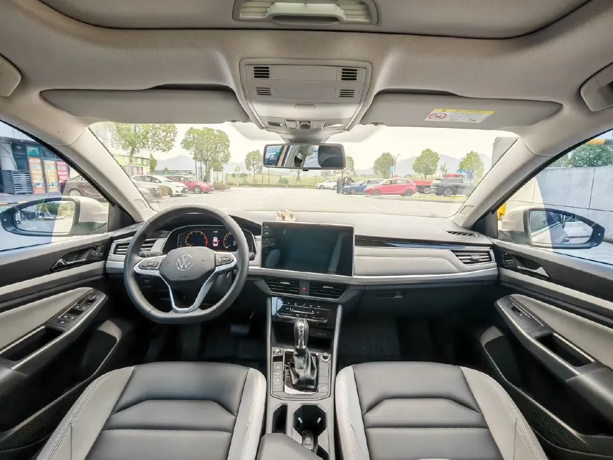 2024 Volkswagen Bora 1.5T 160HP L4 7DCT,autocango,china used car exporter,china ev exporter,chinese used car exporter,chinese used ev exporter