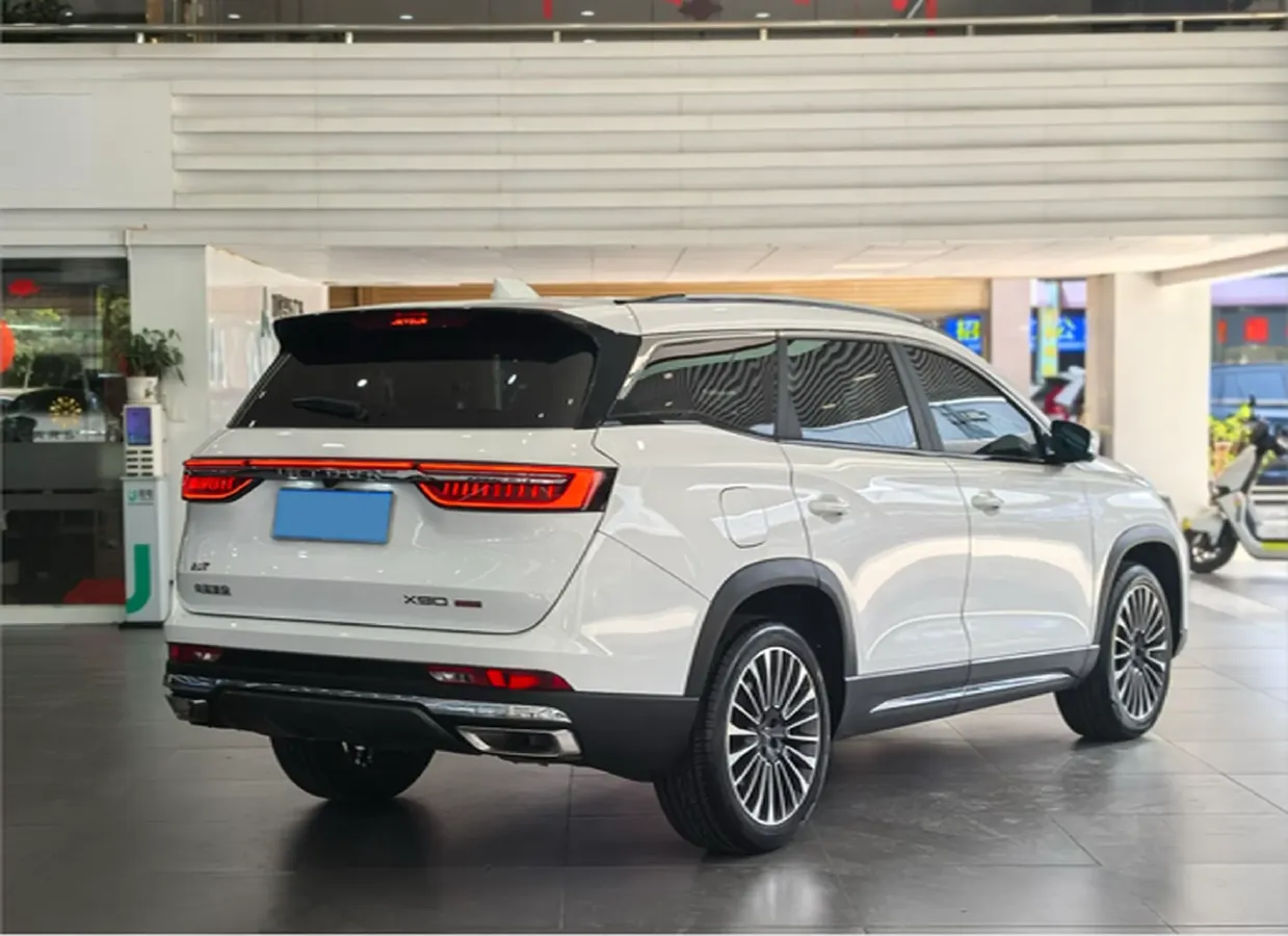 2022 Jetour X90 2.0T 254HP L4 7DCT,autocango,china used car exporter,china ev exporter,chinese used car exporter,chinese used ev exporter