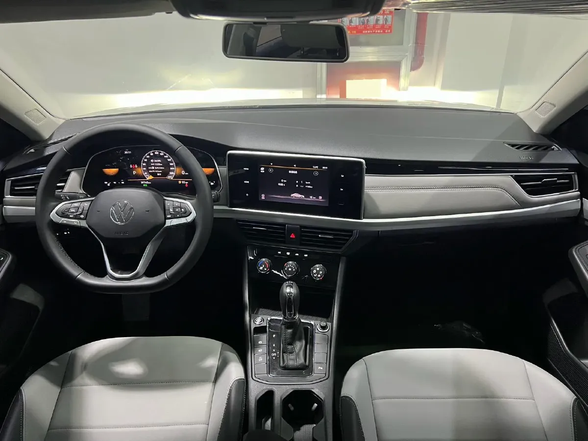 2023 Volkswagen Bora 1.2T 116HP L4 7DCT,autocango,china used car exporter,china ev exporter,chinese used car exporter,chinese used ev exporter