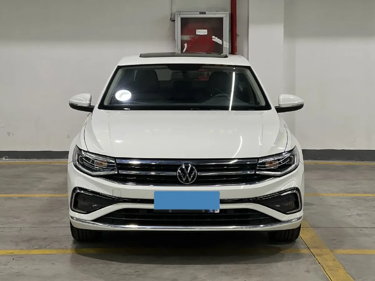 2023 Volkswagen Bora 1.2T 116HP L4 7DCT,autocango,china used car exporter,china ev exporter,chinese used car exporter,chinese used ev exporter
