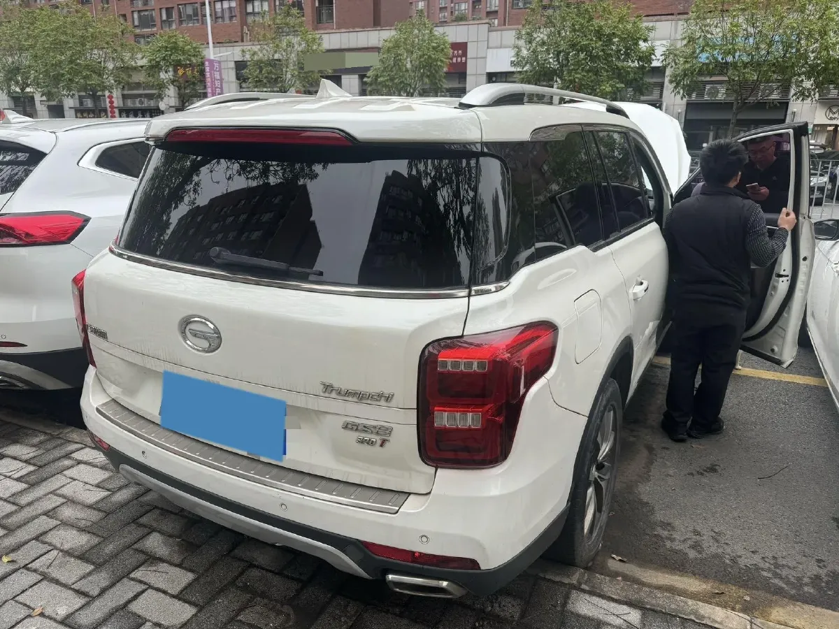 2017 GAC Trumpchi GS8 2.0T 201HP L4 6AT,autocango,china used car exporter,china ev exporter,chinese used car exporter,chinese used ev exporter