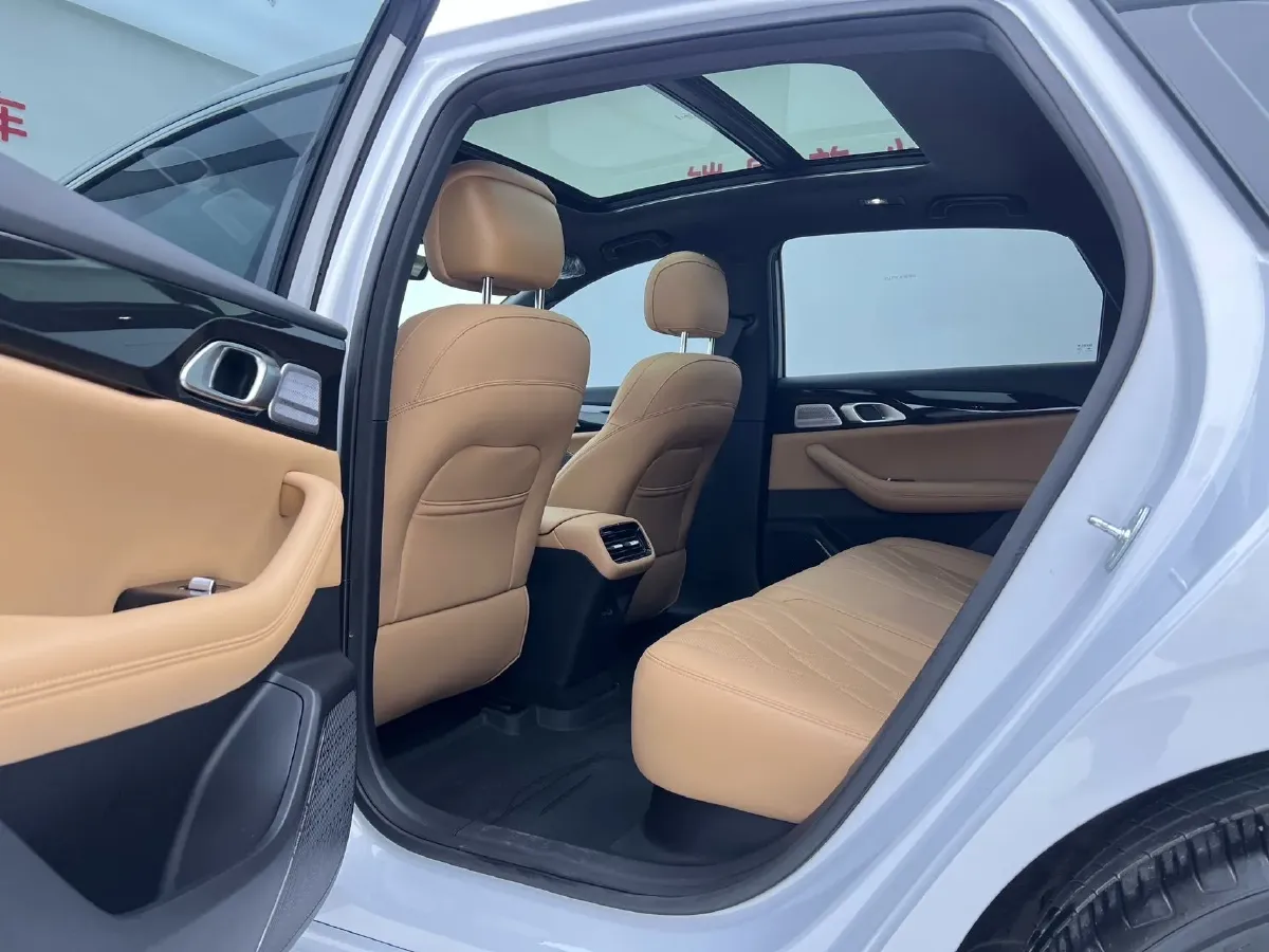 2025 Geely Galaxy A7 1.5L 112HP L4 1DHT PHEV,autocango,china used car exporter,china ev exporter,chinese used car exporter,chinese used ev exporter