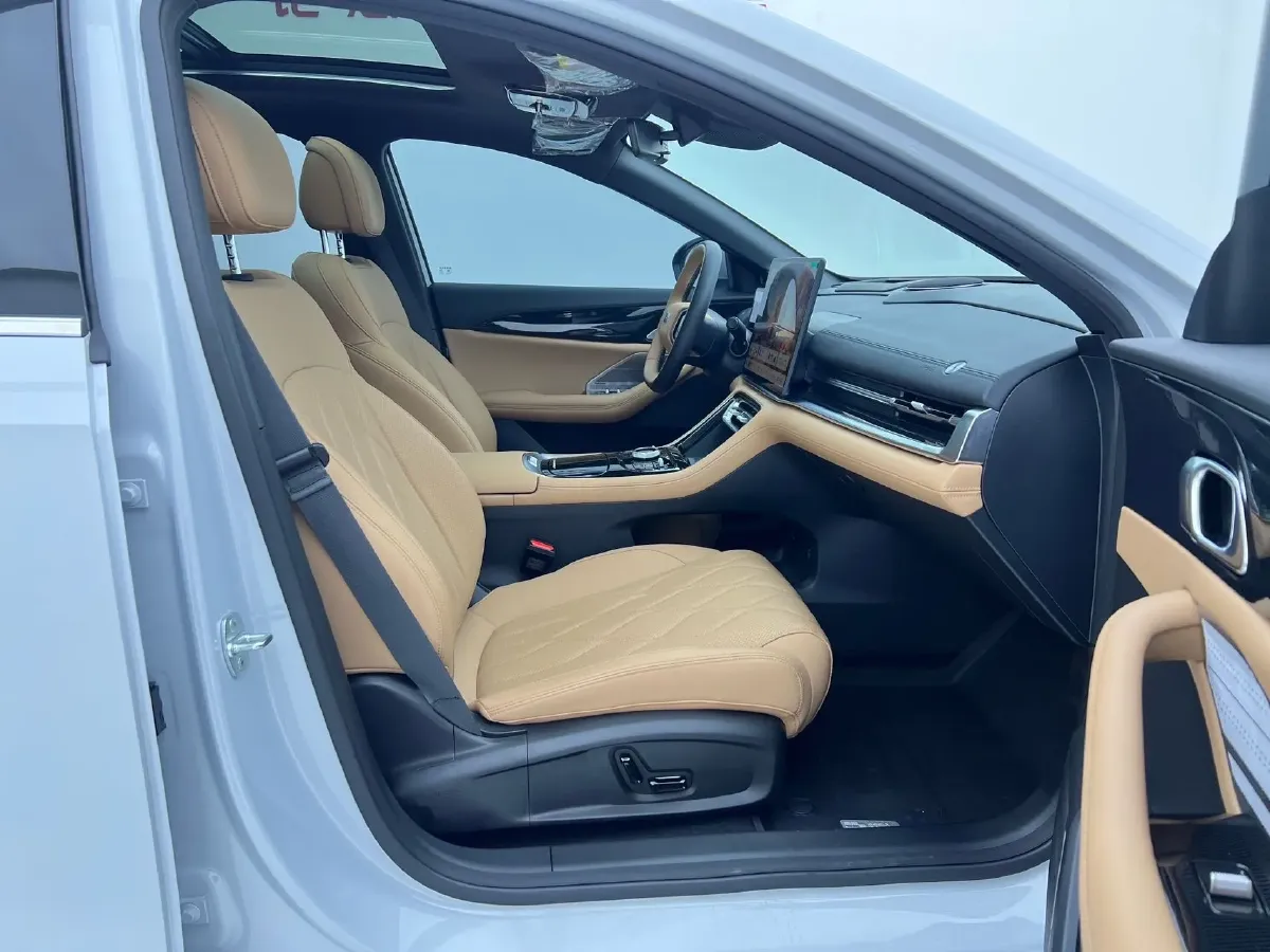 2025 Geely Galaxy A7 1.5L 112HP L4 1DHT PHEV,autocango,china used car exporter,china ev exporter,chinese used car exporter,chinese used ev exporter