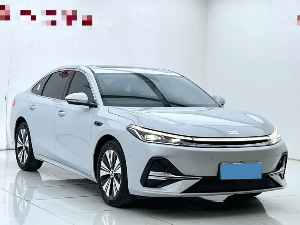 2025 Geely Galaxy A7 1.5L 112HP L4 1DHT PHEV,autocango,china used car exporter,china ev exporter,chinese used car exporter,chinese used ev exporter