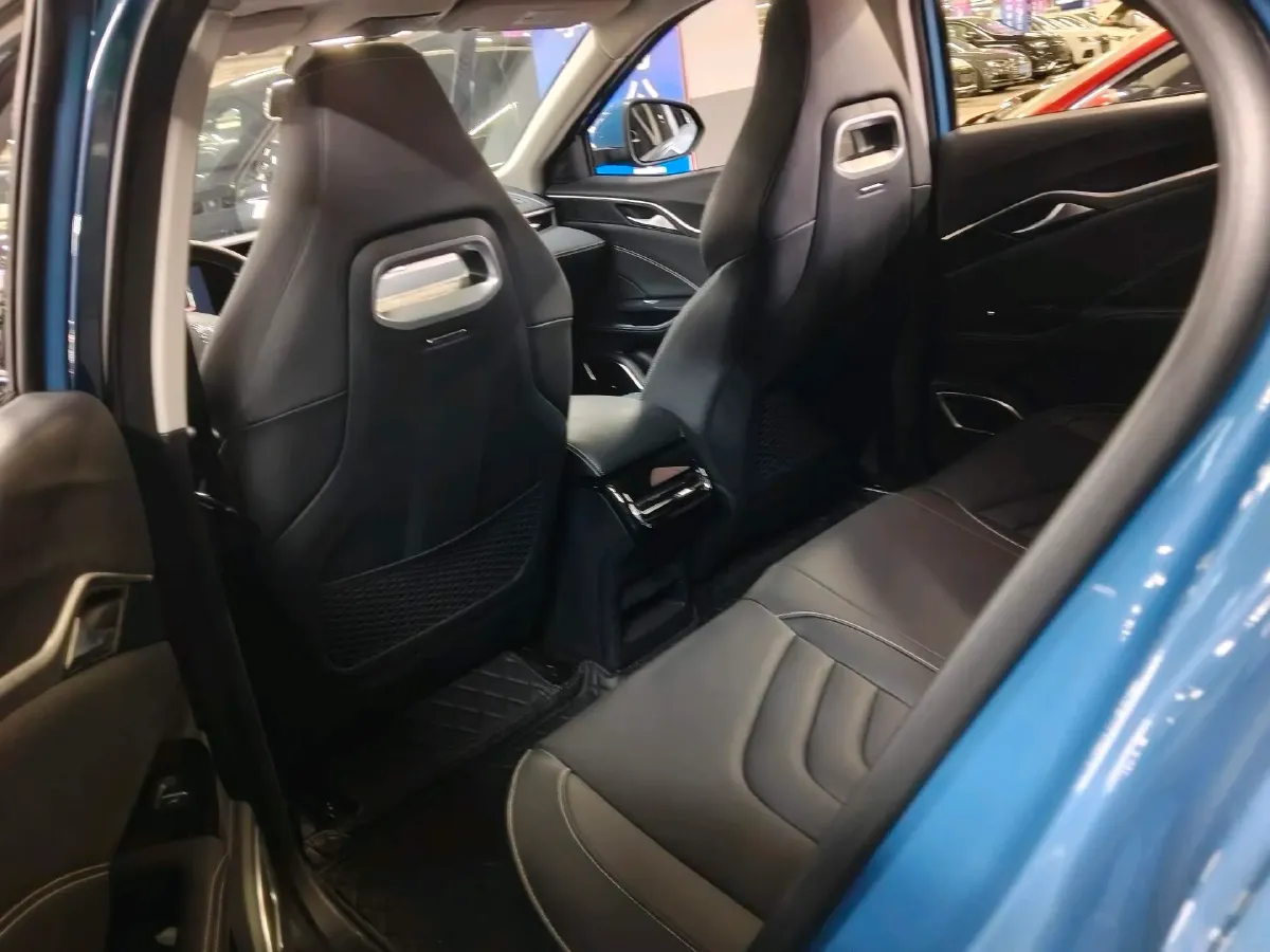 2022 Venucia Grand V 1.5T 190HP L4 7DCT,autocango,china used car exporter,china ev exporter,chinese used car exporter,chinese used ev exporter