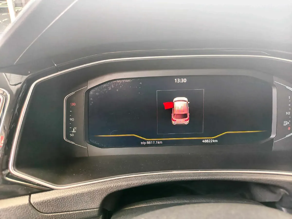 2022 Volkswagen T-Roc 1.4T 150HP L4 7DCT,autocango,china used car exporter,china ev exporter,chinese used car exporter,chinese used ev exporter