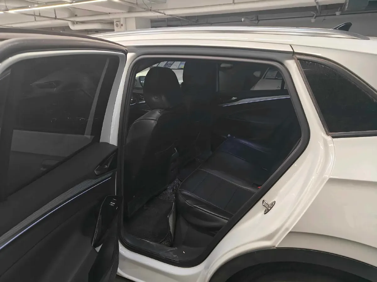 2024 Volkswagen ID.4 Crozz BEV 55.7KWH,autocango,china used car exporter,china ev exporter,chinese used car exporter,chinese used ev exporter