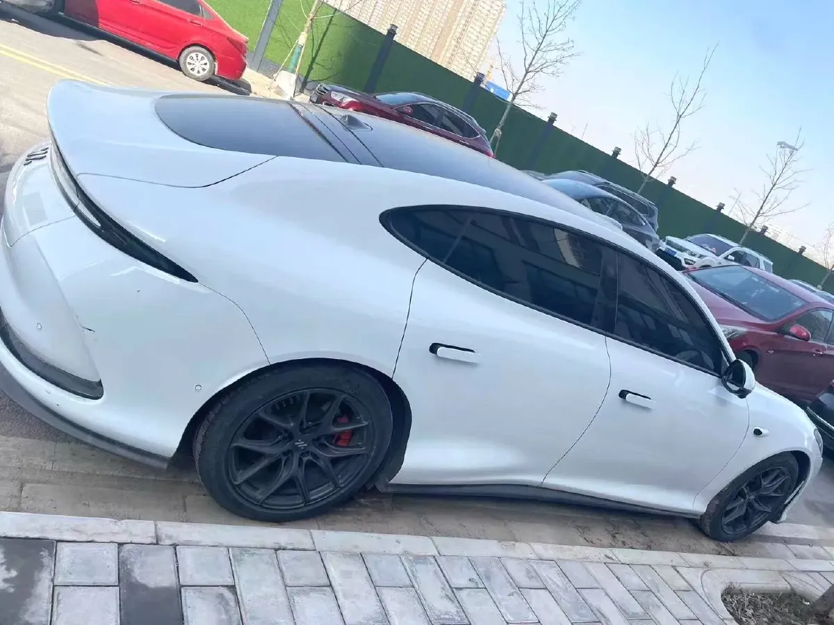 2024 IM L6 BEV 75KWH,autocango,china used car exporter,china ev exporter,chinese used car exporter,chinese used ev exporter