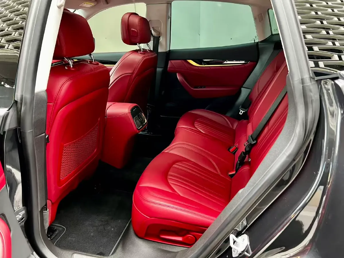 2020 Maserati Levante 3.0T 350HP V6 8AT,autocango,china used car exporter,china ev exporter,chinese used car exporter,chinese used ev exporter