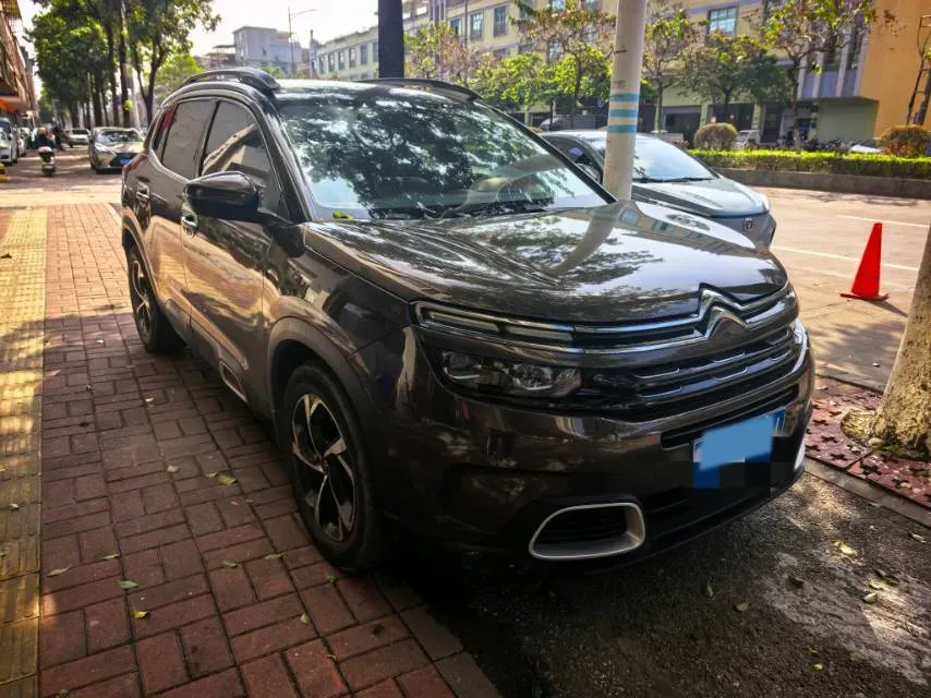 2017 Citroen C5 Aircross 1.8T 204HP L4 6AT,autocango,china used car exporter,china ev exporter,chinese used car exporter,chinese used ev exporter