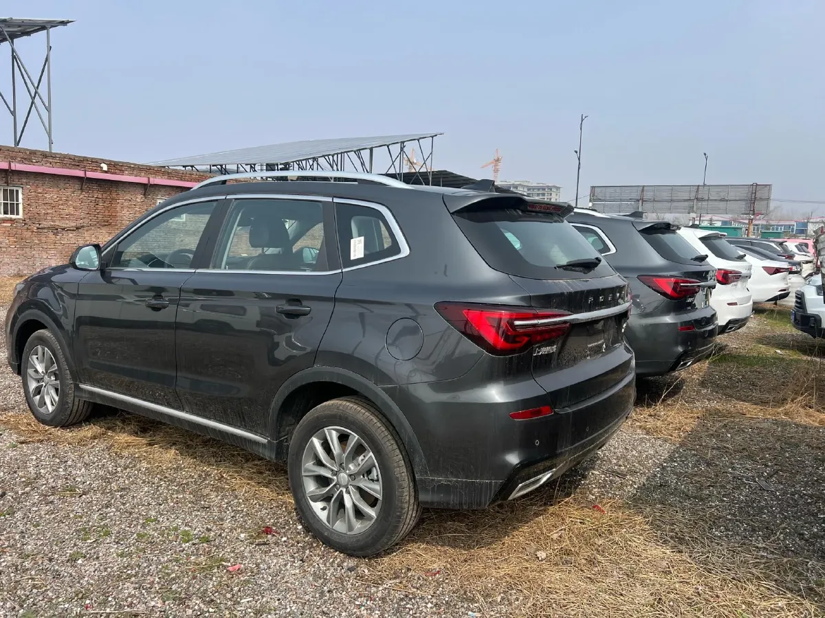 2025 Roewe RX5 1.5T 181HP L4 7DCT,autocango,china used car exporter,china ev exporter,chinese used car exporter,chinese used ev exporter