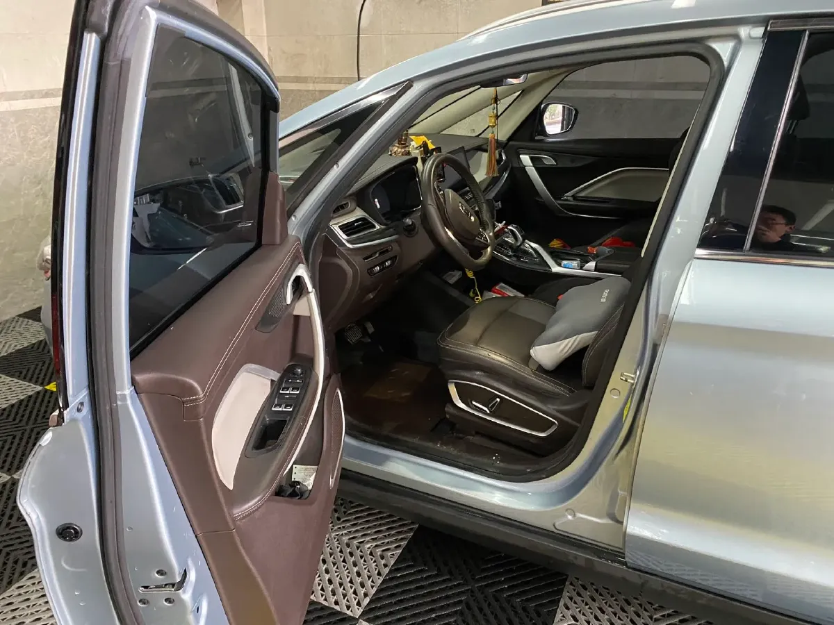 2021 Geely JiaJi 1.8T 184HP L4 7DCT,autocango,china used car exporter,china ev exporter,chinese used car exporter,chinese used ev exporter