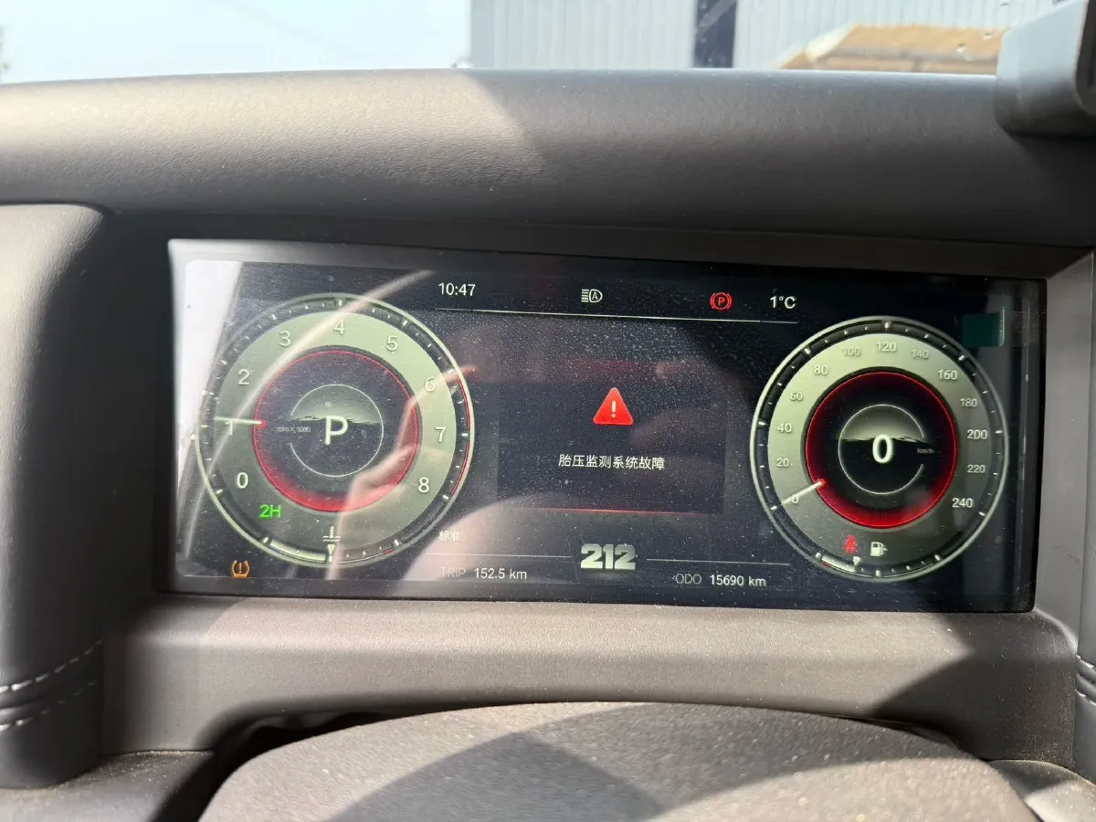 2024 212 212 T01 2.0T 252HP L4 8AT,autocango,china used car exporter,china ev exporter,chinese used car exporter,chinese used ev exporter