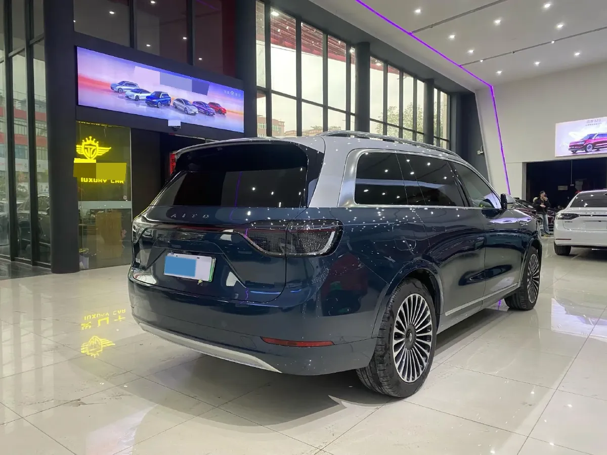 2024 AITO AITO M9 1.5T 152HP L4 REEV 42KWH,autocango,china used car exporter,china ev exporter,chinese used car exporter,chinese used ev exporter