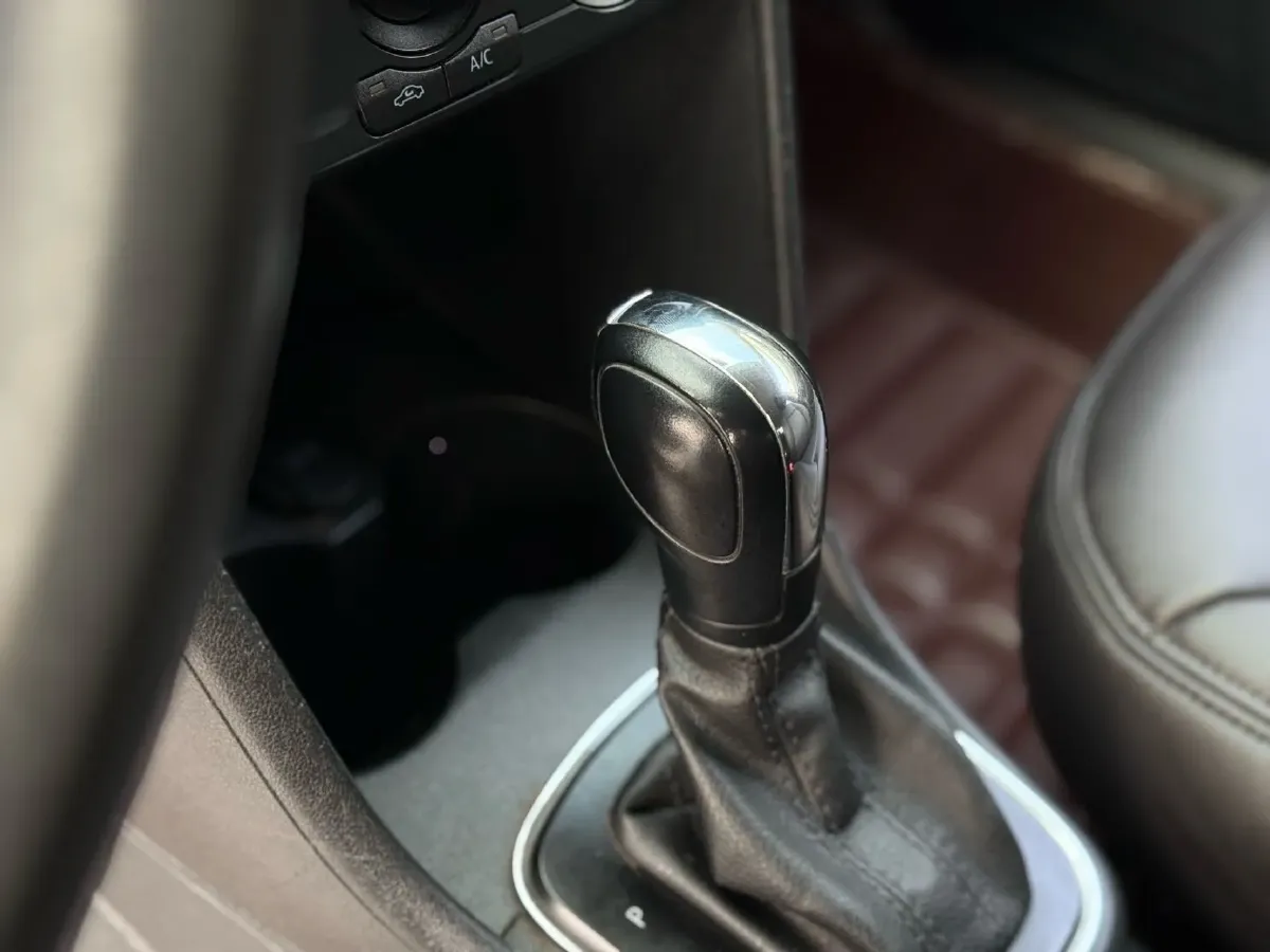 2018 ChangAn Eado 1.6L 128HP L4 6AT,autocango,china used car exporter,china ev exporter,chinese used car exporter,chinese used ev exporter