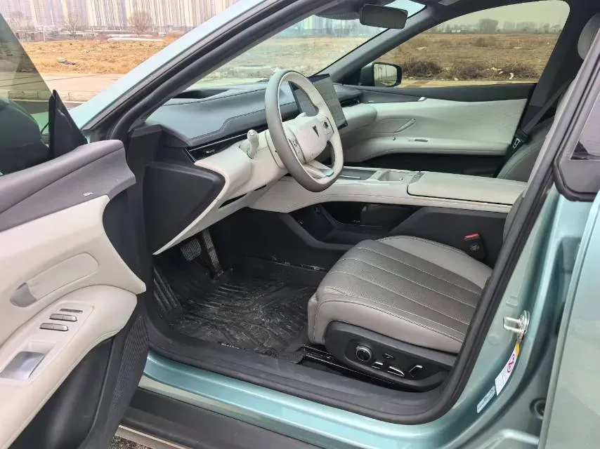 2025 Deepal L07 1.5L 98HP L4 REEV 35.07KWH,autocango,china used car exporter,china ev exporter,chinese used car exporter,chinese used ev exporter