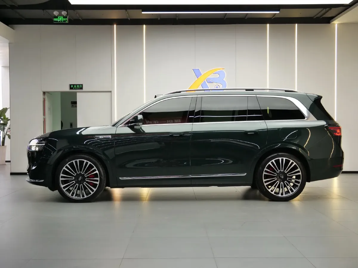 2024 AITO AITO M9 1.5T 152HP L4 REEV 42KWH,autocango,china used car exporter,china ev exporter,chinese used car exporter,chinese used ev exporter