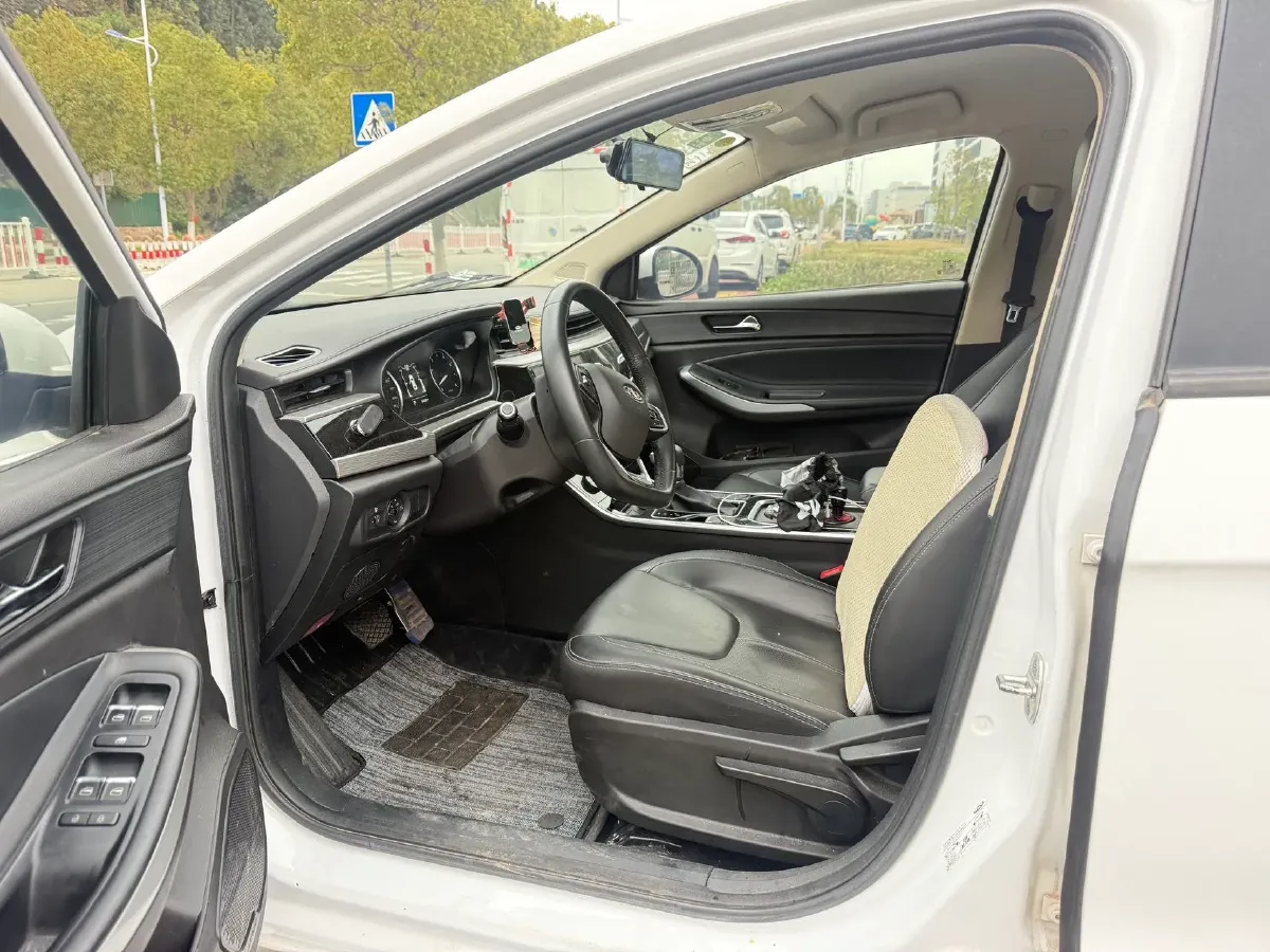 2020 Chery Arrizo 5 1.5L 116HP L4 CVT,autocango,china used car exporter,china ev exporter,chinese used car exporter,chinese used ev exporter