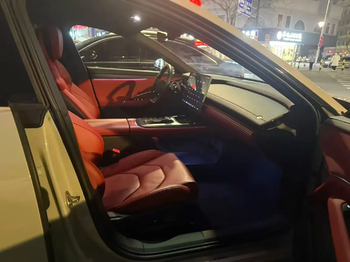 2024 MI SU7 BEV 94.3KWH,autocango,china used car exporter,china ev exporter,chinese used car exporter,chinese used ev exporter