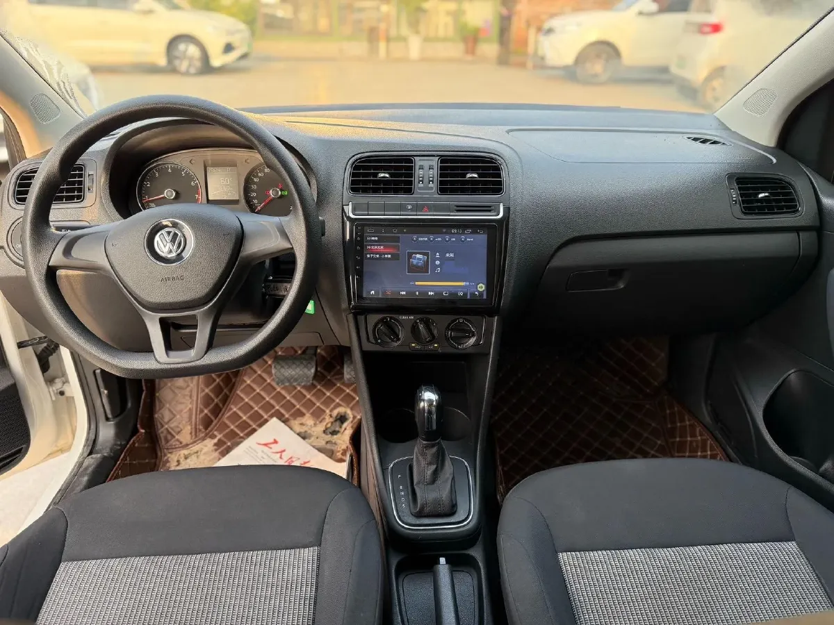 2016 Volkswagen Polo 1.4L 90HP L4 6AT,autocango,china used car exporter,china ev exporter,chinese used car exporter,chinese used ev exporter