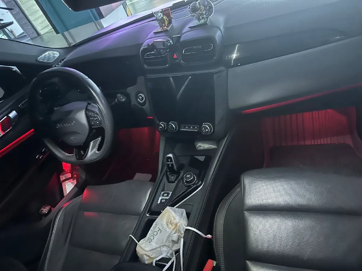 2022 LYNK&CO 02 Hatchback 2.0T 190HP L4 7DCT,autocango,china used car exporter,china ev exporter,chinese used car exporter,chinese used ev exporter